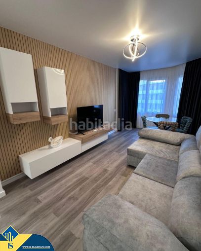 Foto 9948a542-f750-4aaf-9477-e40fc2085139. Piso apartamento con terraza, en la provincia de alicante, en la ciudad , en la zona de playa del cura. 3 habitaciones | 8 en Torrevieja