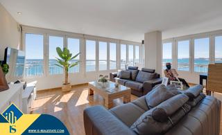 Piso en El Acequión. Apartamento renovado con piscina comunitaria, en la provincia de