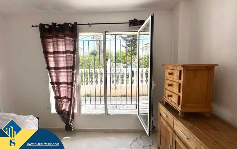 Foto 28f7f994-3603-4bf2-a8b8-d26cc3cabf55. Casa adosada casa con piscina comunitaria, en la provincia de alicante, en la ciudad . 3 habitaciones | 80 m² | 3 kilómetros del m en Torrevieja