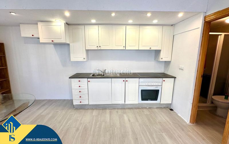 Foto 9dd298f2-e250-41af-b700-0b69ae752b04. Casa adosada casa con piscina comunitaria, en la provincia de alicante, en la ciudad . 3 habitaciones | 80 m² | 3 kilómetros del m en Torrevieja