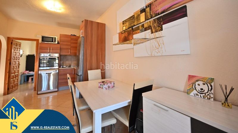Foto 46b79721-5ec1-40a6-8800-794fa4ef30b9. Casa amb aparcament piscina a Lomas de Cabo Roig - Los Dolses Orihuela