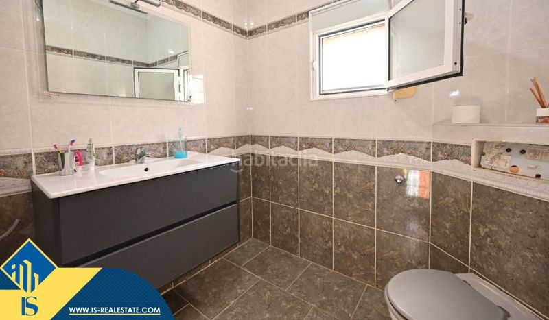 Foto c224e25b-641f-4830-9f35-0ffe842a4593. Casa amb aparcament piscina a Lomas de Cabo Roig - Los Dolses Orihuela