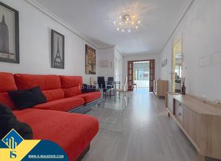 Apartament a El Acequión. Apartamento reformado con terraza, en la provincia de alicante,