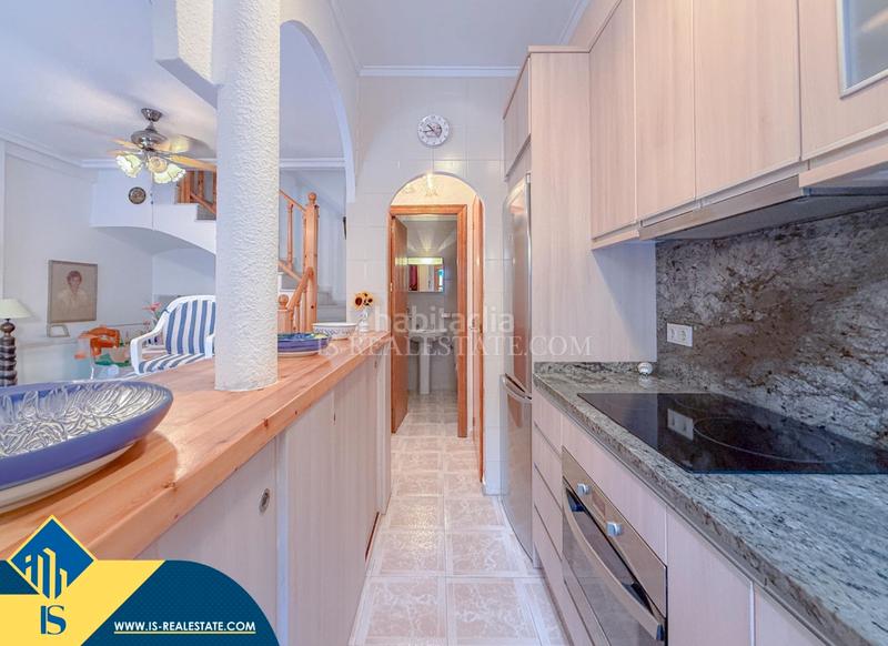 Foto ab828fee-116e-480a-816a-36bf21a75496. Casa con riscaldamento parcheggio piscina in Los Europeos Torrevieja