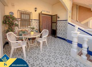 Maison à Gaspar Perelló. Bungalow con terraza, en la provincia de alicante, en la ciudad