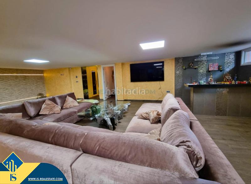 Foto 1b626215-51be-4954-9e48-77c63e62ca59. Chalet avec parking piscine dans Cañada del Molino Torrevieja