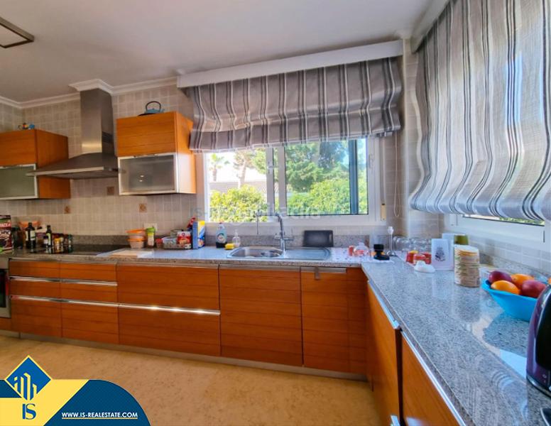 Foto 6c3f3fa7-68e8-4bd6-8eed-cb7b1cd6badd. Chalet avec parking piscine dans Cañada del Molino Torrevieja