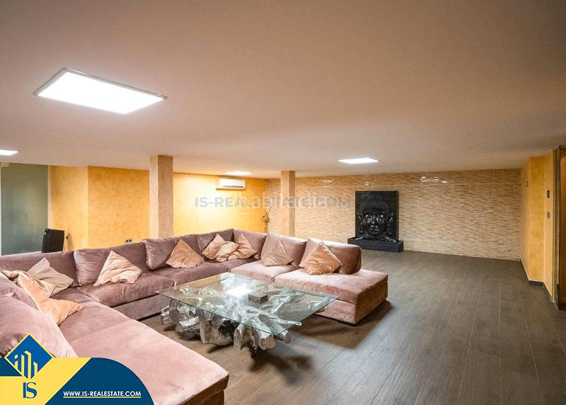 Foto 52feef08-1df4-48d9-add3-dae4428757f6. Chalet avec parking piscine dans Cañada del Molino Torrevieja