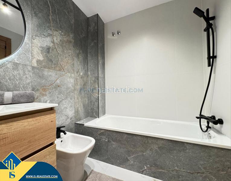 Foto 753aaefb-7f0e-42f6-baf7-cb3be8a38540. Appartement dans Antonio Machado Torrevieja