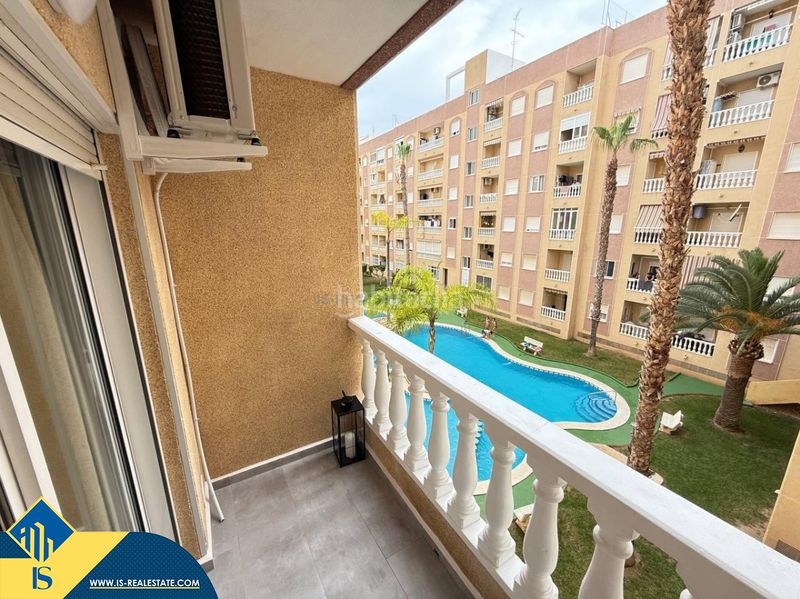 Foto 36d2575e-d045-4490-945a-1574188388f3. Appartement mit heizung pool in Parque de las Naciones Torrevieja