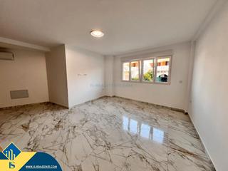 Appartement à Zona Playa de los Locos. Apartamento reformado con piscina comunitaria, en la provincia d