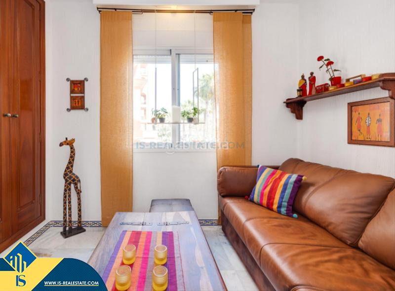 Foto 50a2a4d1-b5d5-4937-b58b-f16e9c4a051d. Pis amb aparcament piscina a Zona Playa de los Locos Torrevieja