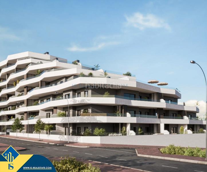 Foto 664abd7b-dbff-467a-a047-e59da546690e. Apartament amb aparcament piscina a San Miguel de Salinas