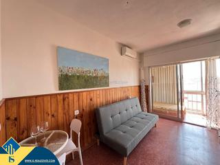 Studio à Avenida Habaneras - Curva de Palangre. Estudio con balcón, en la provincia de alicante, en la ciudad de