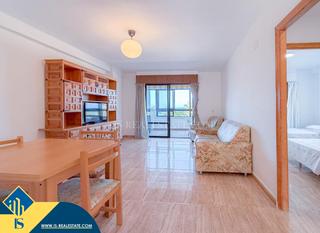 Apartamento en Cabo Cervera. Apartamento con terraza, en la provincia de alicante, en la ciud