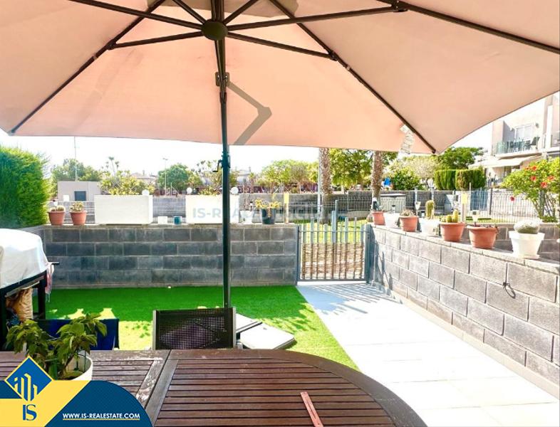 Foto 09c07e12-a2b5-4e12-9a41-8fdab69abcf4. Casa amb aparcament piscina a Parque Acuático - Sector 25 Torrevieja