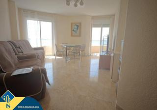 Appartement à Zona Playa de los Locos. Apartamento con terraza, en la provincia de alicante, en la ciud
