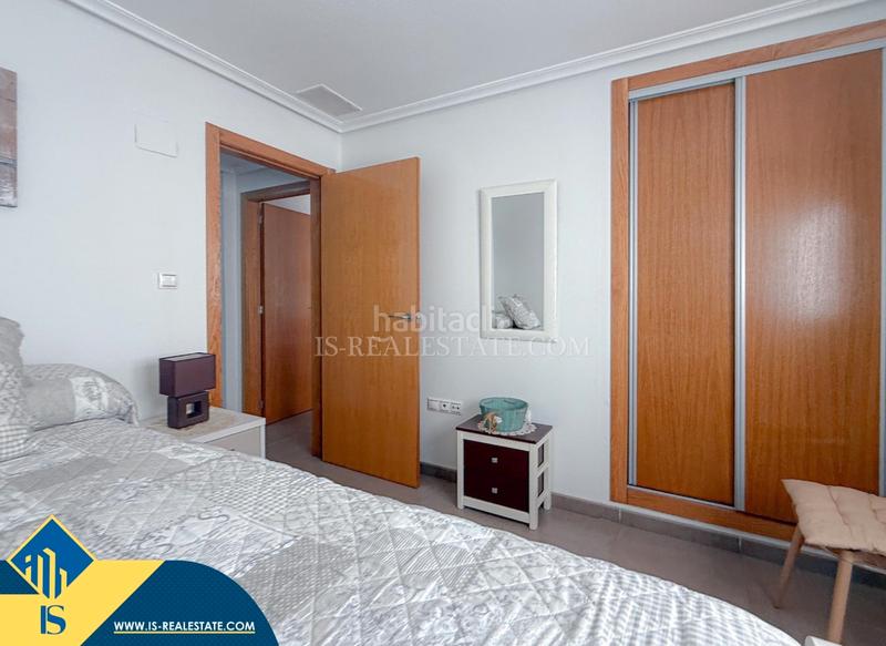 Foto 345b1542-d2a0-4340-b536-4b533154601c. Apartament amb calefacció a Antonio Machado Torrevieja