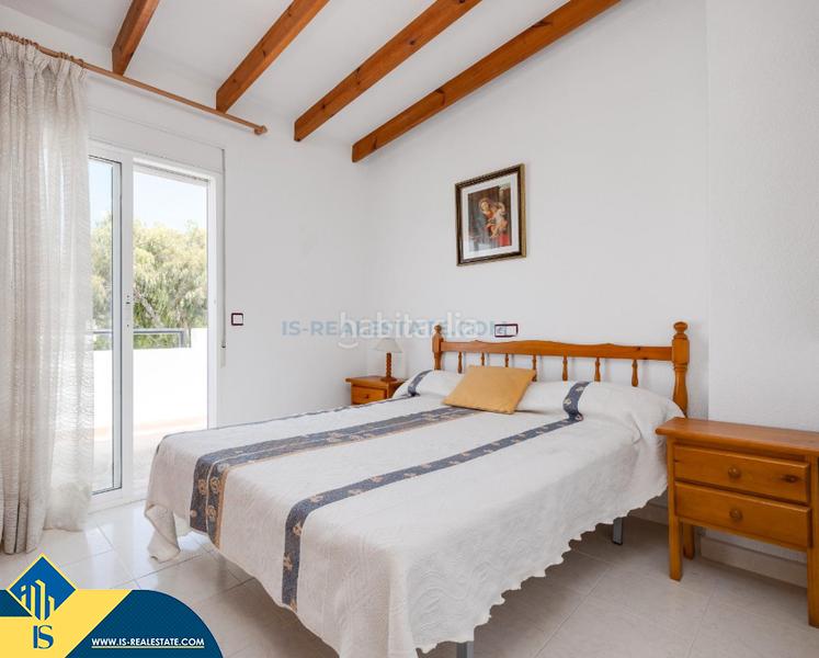 Foto 9511ee76-22cd-442c-8e78-a7aa12ebb9ea. Chalet villa con piscina comunitaria, en la provincia de alicante, en la ciudad , en la zona de la mata. 3 habitaciones | 10 en Torrevieja