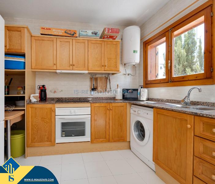 Foto b47665e3-8a25-4b44-bae8-5bfcece766c4. Chalet villa con piscina comunitaria, en la provincia de alicante, en la ciudad , en la zona de la mata. 3 habitaciones | 10 en Torrevieja