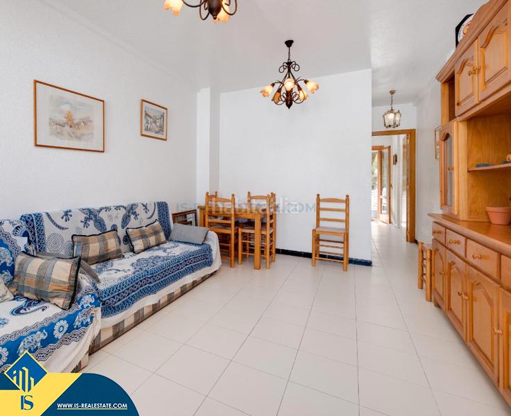 Foto c4ff1022-a681-4a7c-8b85-837dec288e37. Chalet villa con piscina comunitaria, en la provincia de alicante, en la ciudad , en la zona de la mata. 3 habitaciones | 10 en Torrevieja