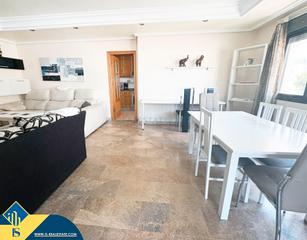 Appartement à Centro - Muelle Pesquero. Apartamento con terraza, en la provincia de alicante, en la ciud