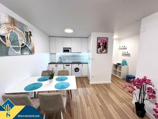 Apartament a Avenida Habaneras - Curva de Palangre. Apartamento reformado con piscina comunitaria, en la provincia d