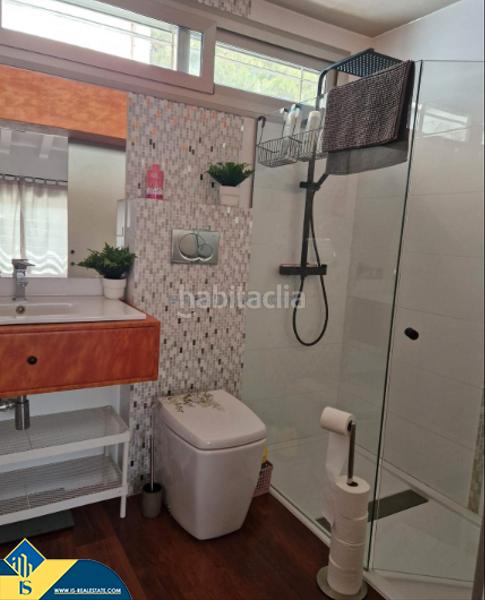 Foto 084c1cf9-243c-49ef-b5d2-a896e58471ee. Chalet mit parking pool in Punta Prima Orihuela