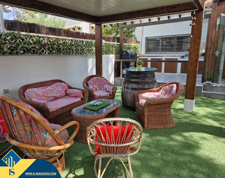 Foto 4ad2f2b0-623c-47ba-b910-58e02e8db267. Chalet mit parking pool in Punta Prima Orihuela