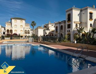 Maison à Cañada del Molino. Bungalow con piscina comunitaria, en la provincia de alicante, e