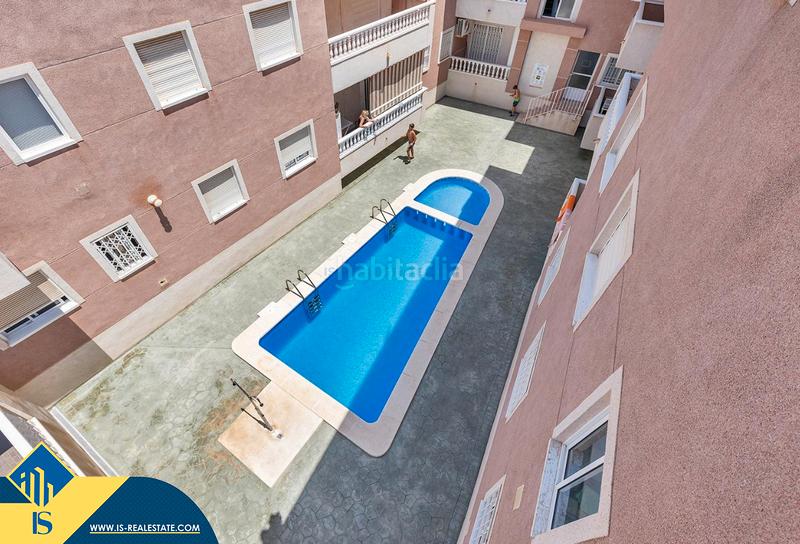 Foto c8e7d54c-6bed-4aa9-9453-ec40e7282699. Attique avec chauffage parking piscine dans nueva Torrevieja Torrevieja