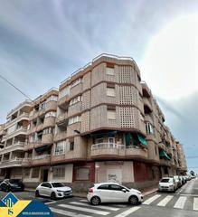 Apartament a Zona Playa del Cura. Apartamento con terraza, en la provincia de alicante, en la ciud