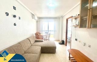 Apartamento en Antonio Machado. Apartamento con piscina comunitaria, en la provincia de alicante