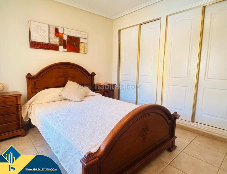 Foto 01e64bb8-19d4-4e4b-9db6-835867ffb21c. Chalet avec parking piscine dans Los Almendros Orihuela