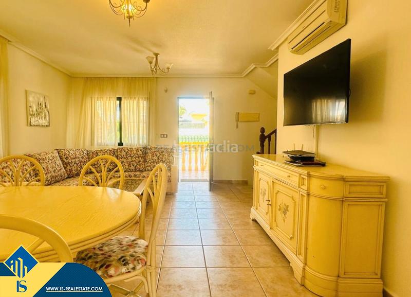 Foto ac3961c0-78ba-4d6b-9f3d-3f8095d13c27. Chalet avec parking piscine dans Los Almendros Orihuela