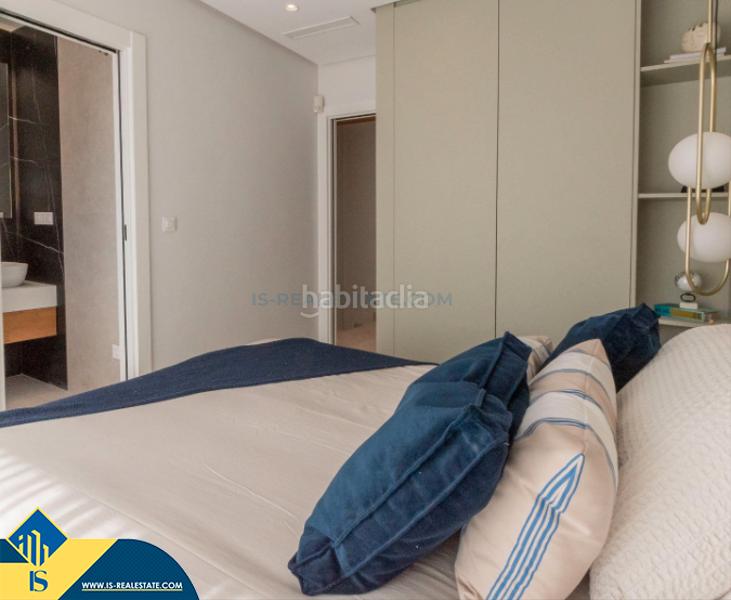 Foto 5cc1b3ae-1de0-427e-bcb4-cb596263b565. Chalet mit parking pool in Campoamor Orihuela