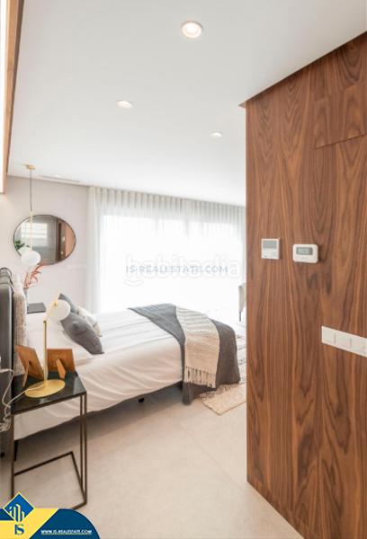 Foto 670fc4e0-63de-48da-96fc-0a967041b823. Chalet mit parking pool in Campoamor Orihuela