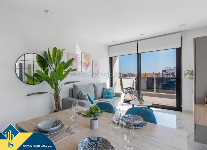 Foto 63221765-03da-4de6-829d-78cfa4879ebf. Àtic amb aparcament piscina a Zeniamar - Horizonte - La Campana Orihuela