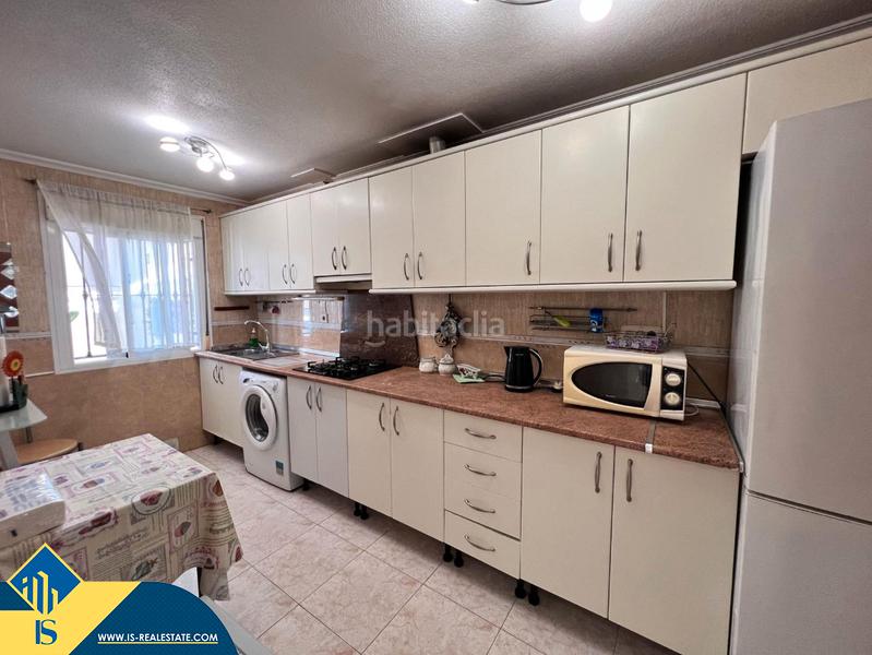 Foto 2a545497-6846-4a62-b33e-712603100c4b. Casa amb calefacció piscina a nueva Torrevieja Torrevieja