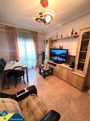 Apartamento en Las Piscinas Naturales. Apartamento con balcón, en la provincia de alicante, en la ciuda