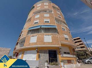 Etagenwohnung in El Acequión. Apartamento con terraza, en la provincia de alicante, en la ciud