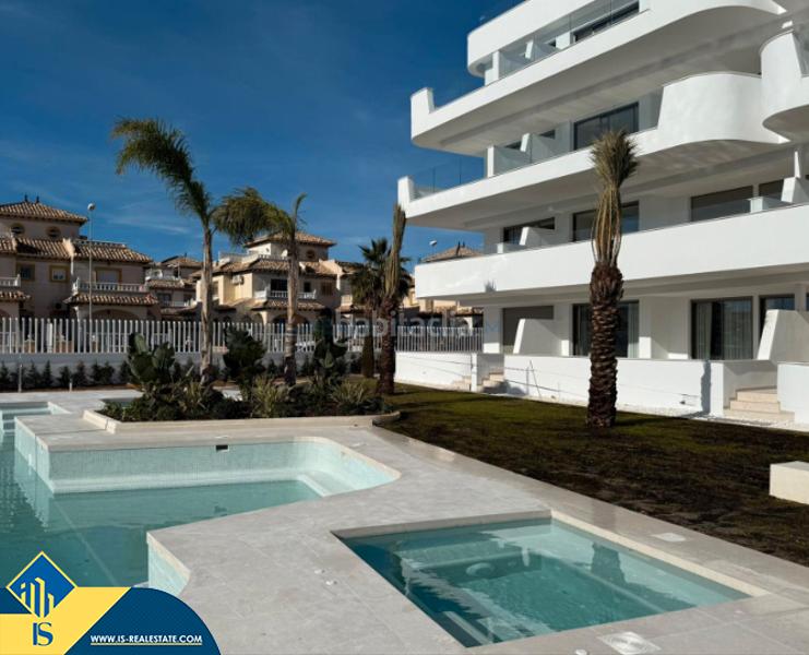 Foto 54b6b827-e31e-4337-a0e2-4a52b62a8117. Flat with parking pool in Lomas de Cabo Roig - Los Dolses Orihuela