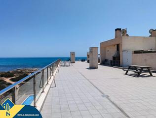Piso en Gaspar Perelló. Apartamento con piscina comunitaria, en la provincia de alicante