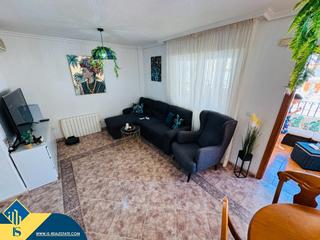 Tríplex a La Florida. Apartamento con piscina comunitaria, en la provincia de alicante