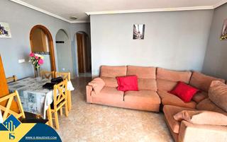 Àtic a Nueva Torrevieja. Ático con piscina comunitaria, en la provincia de alicante, en l