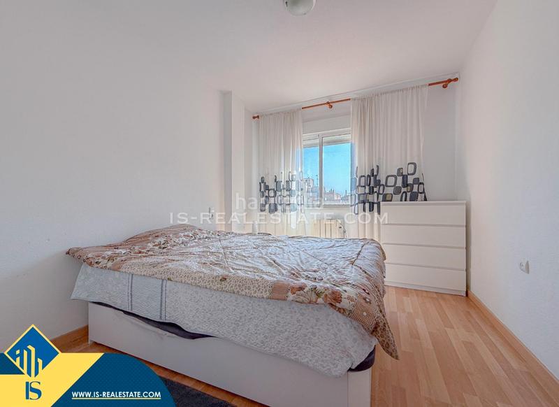 Foto 5cd3ec5d-e31e-40b8-8813-e55bbd941360. Apartament amb calefacció a El Molino Torrevieja