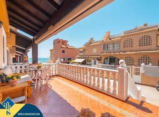Maison à Cabo Cervera. Casa con terraza, en la provincia de alicante, en la ciudad de t