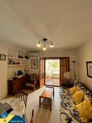 Apartament en Calle islandia 3. Apartamento con piscina comunitaria, en la provincia de alicante
