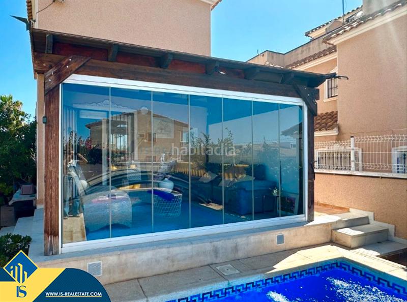 Foto 35617875-8fd2-43c9-87b6-197011f12f5e. Chalet mit parking pool in La Regia Orihuela