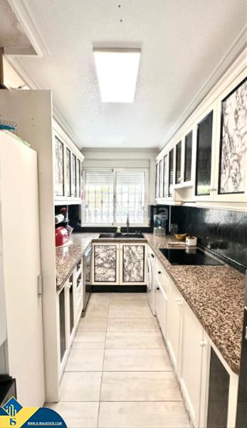 Foto 3891759c-a27f-40fe-b426-61245a4761ee. Chalet mit parking pool in La Regia Orihuela